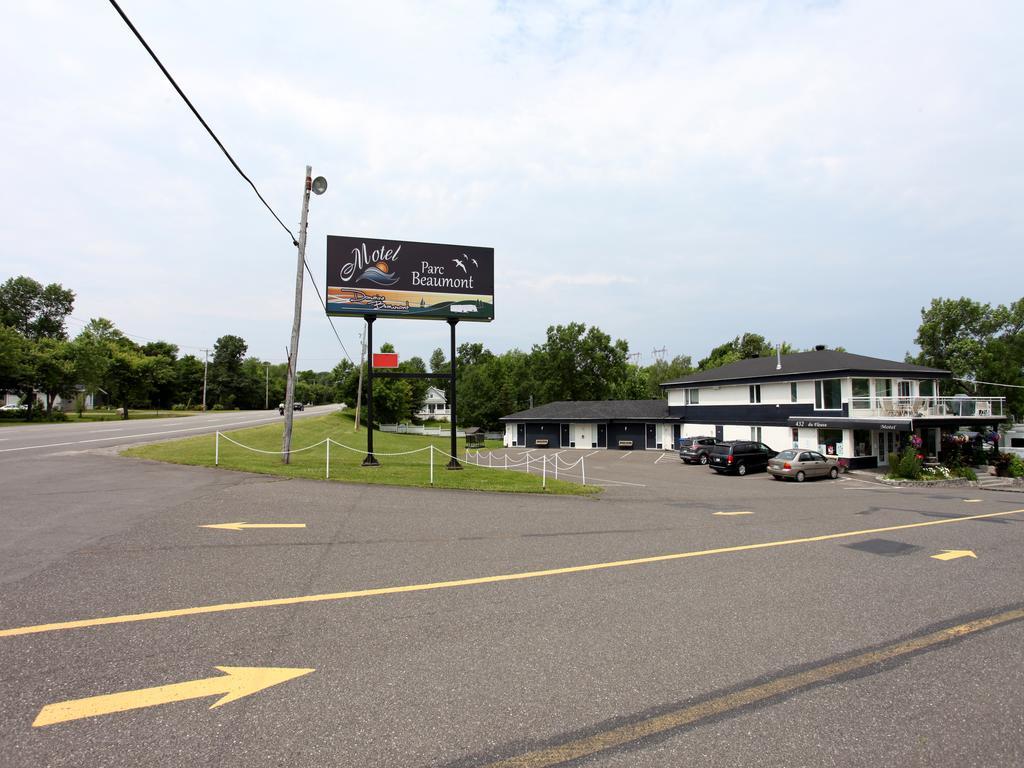 Motel Parc Beaumont Inc. Buitenkant foto